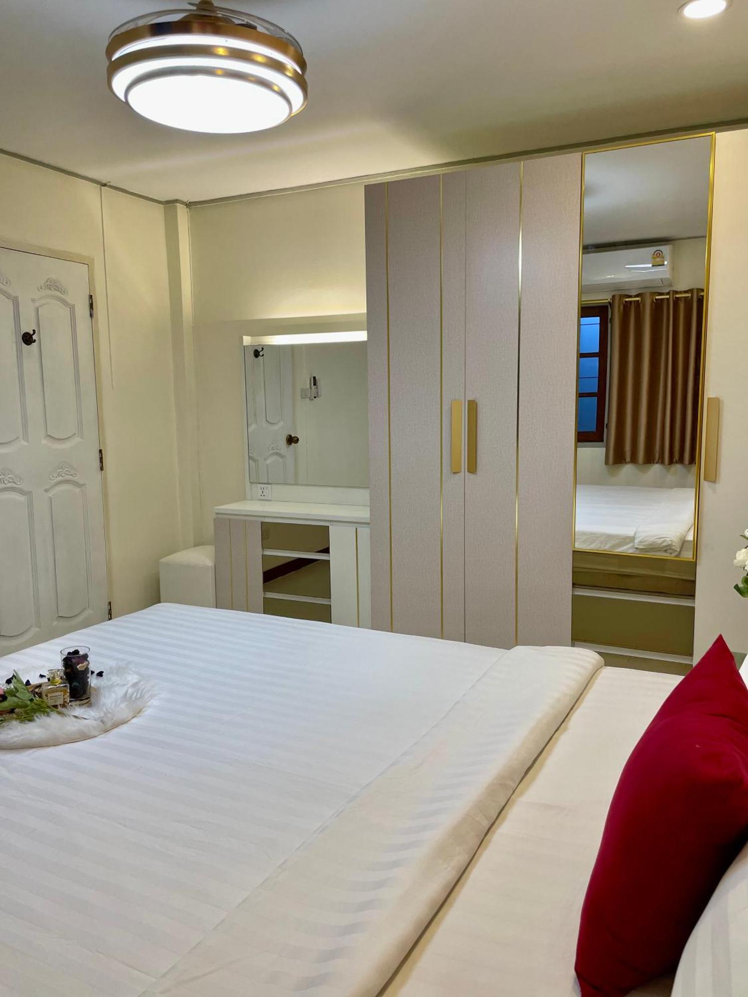 Pattaya Pool Villa39A 300 Mater To Beach Gate Exit Esterno foto